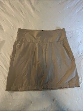 Royal Robbin’s skort size 8